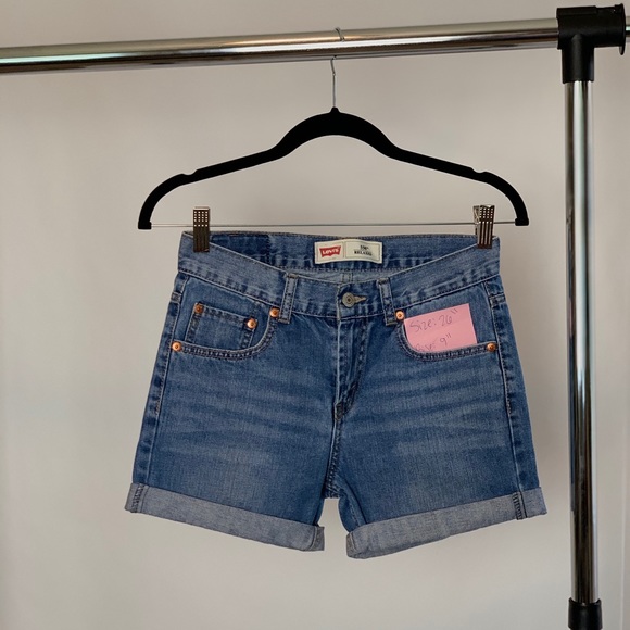 Vintage inspired rolled levis shorts size 25/26” - Picture 2 of 6